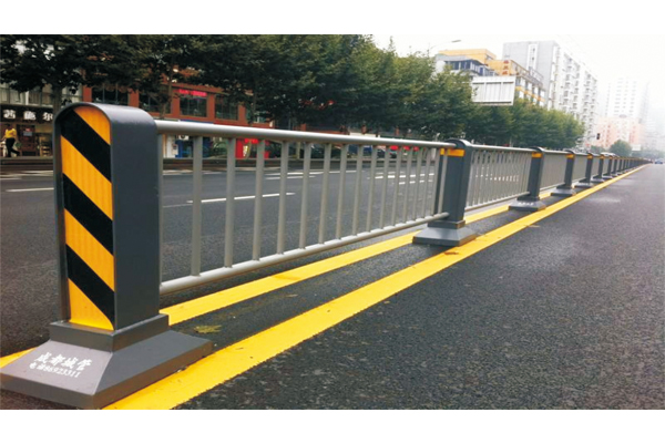 鄭州道路護欄